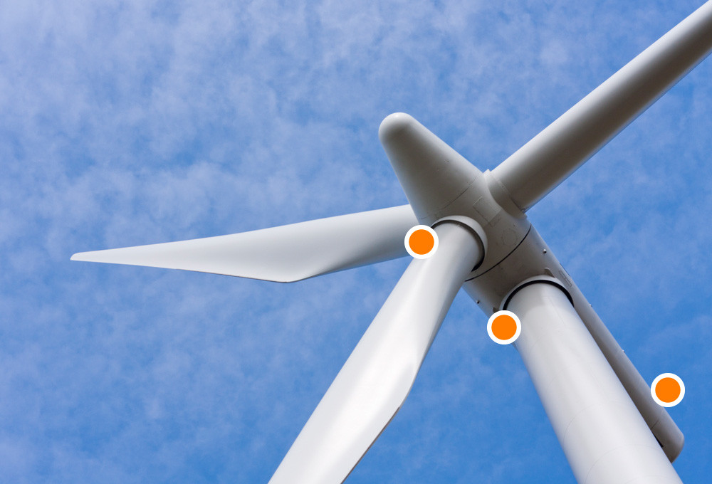 Wind turbine with highlighted measuring points I/O modules MicroControl