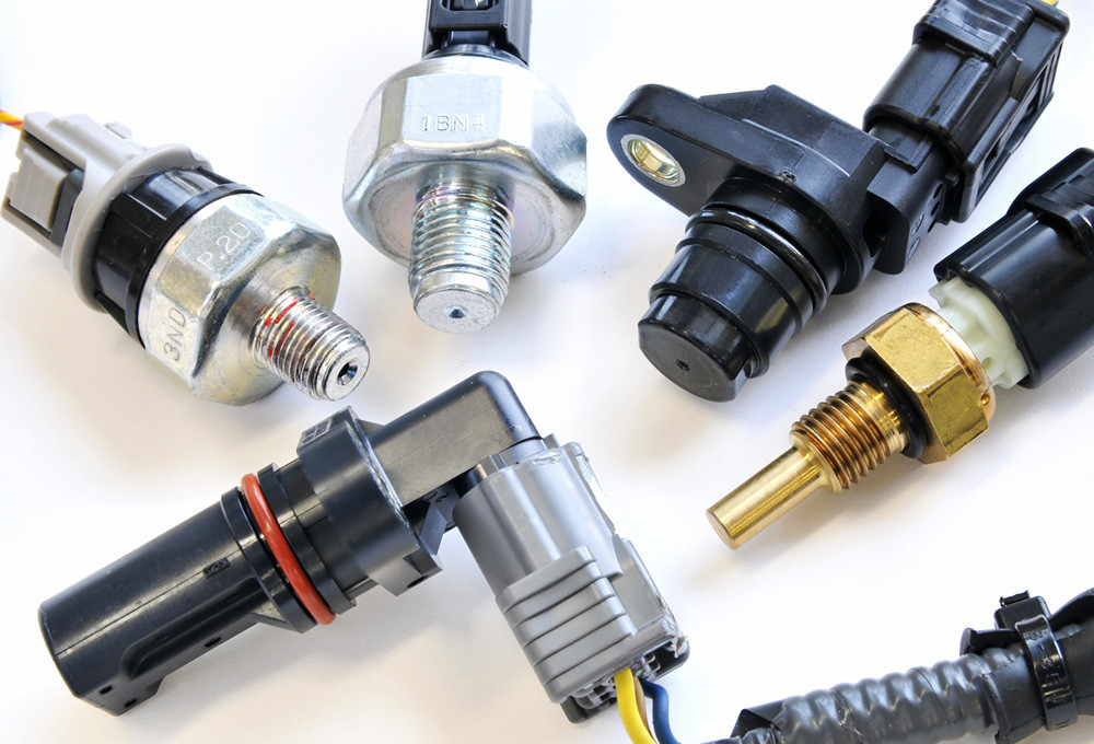 Different types of sensors symbolizing MicroControl solutions in sensor technology